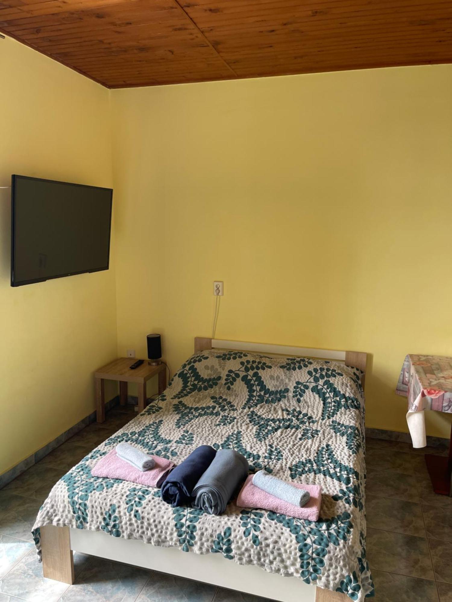 Dejan 3-free Parking Near Arena In Center, Near Bus, Train, Ferry, Airport Shuttle Apartament *